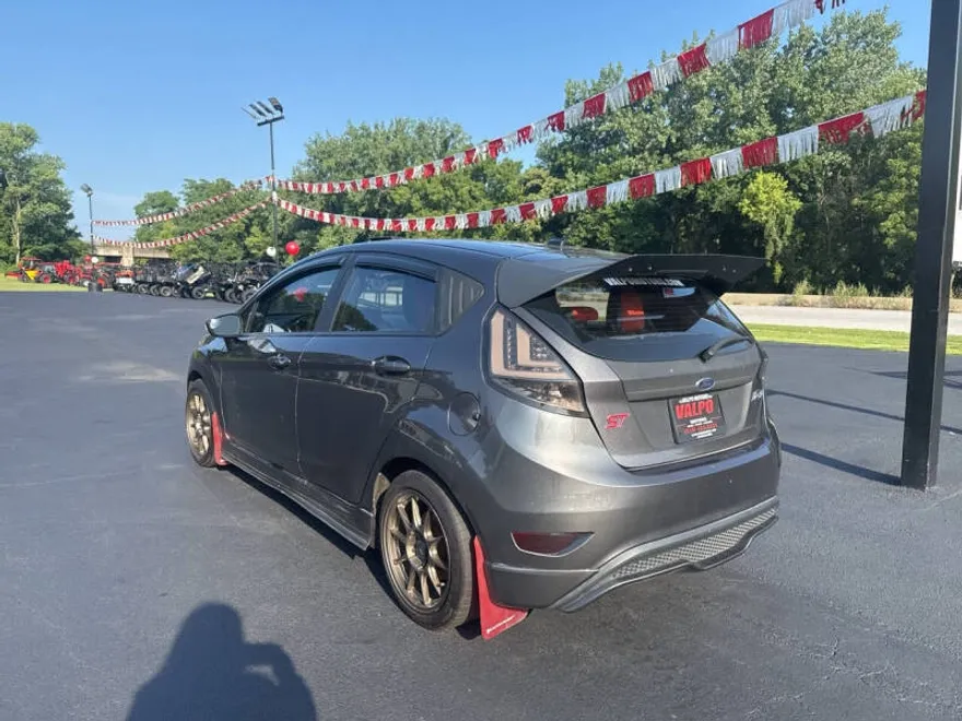 2017 Ford Fiesta ST photo 1