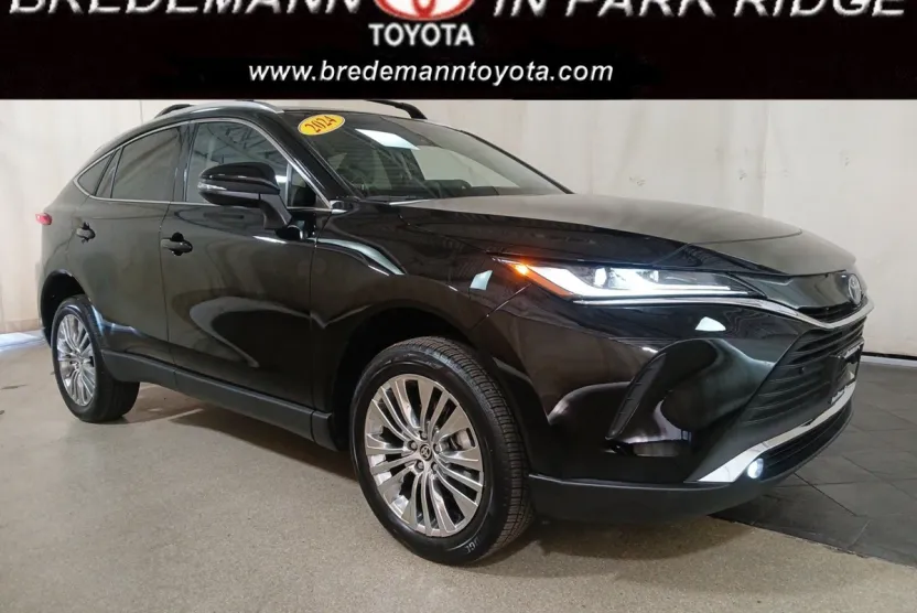 2024 Toyota Venza XLE photo 1