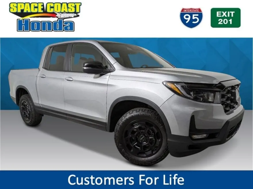 2025 Honda Ridgeline TrailSport photo 1