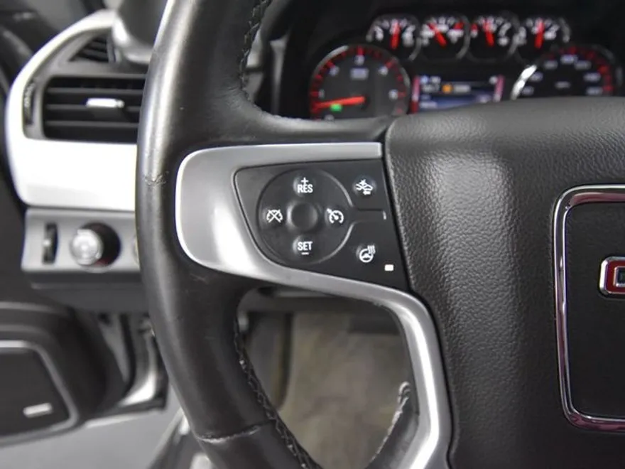 2015 Gmc Yukon SLT photo 1