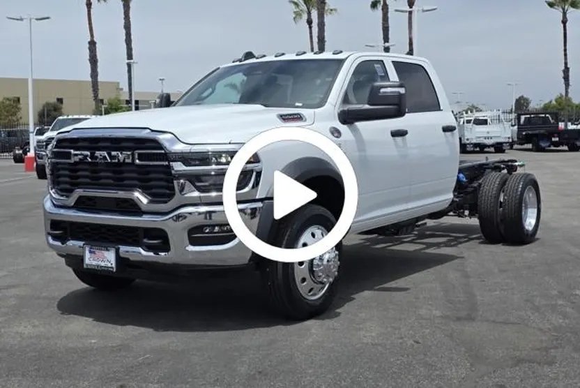 2025 Ram 5500 Tradesman photo 1
