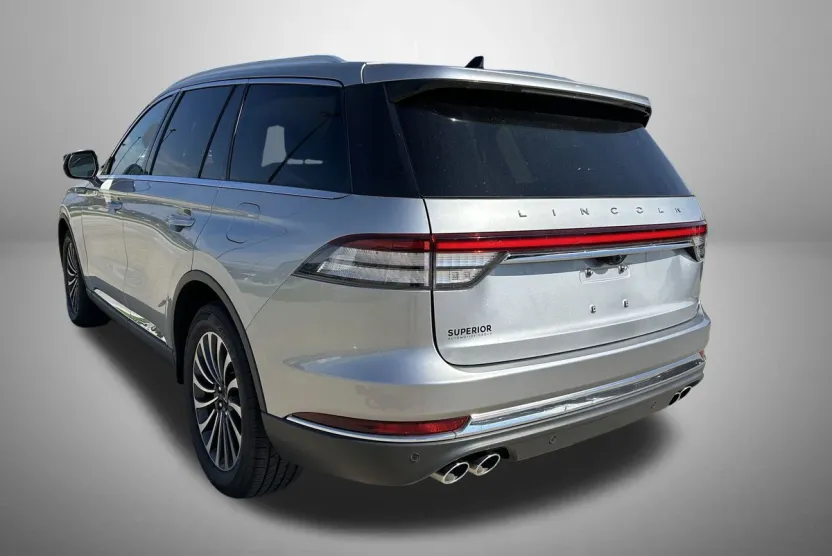 2023 Lincoln Aviator Reserve photo 1