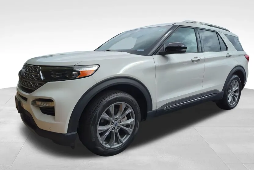 2022 Ford Explorer Limited photo 1