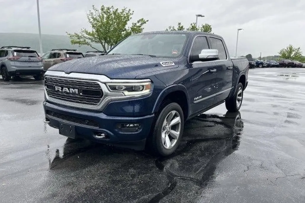 2022 Ram 1500 Limited photo 1
