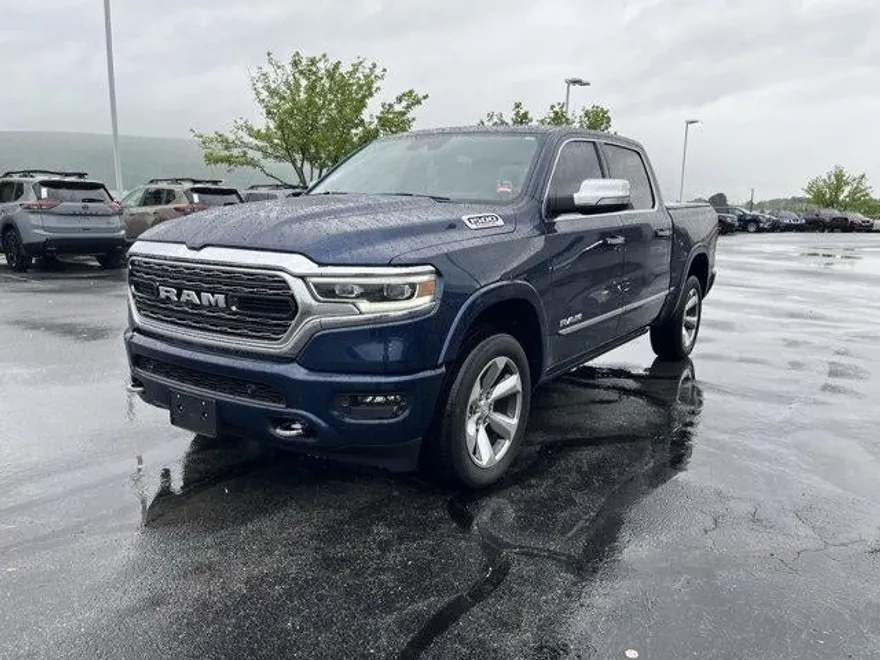 2022 Ram 1500 Limited photo 1