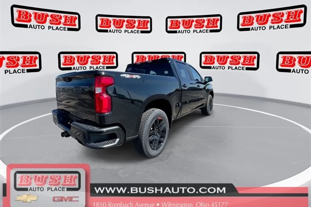 2026 Chevrolet Silverado 1500 RST photo 1
