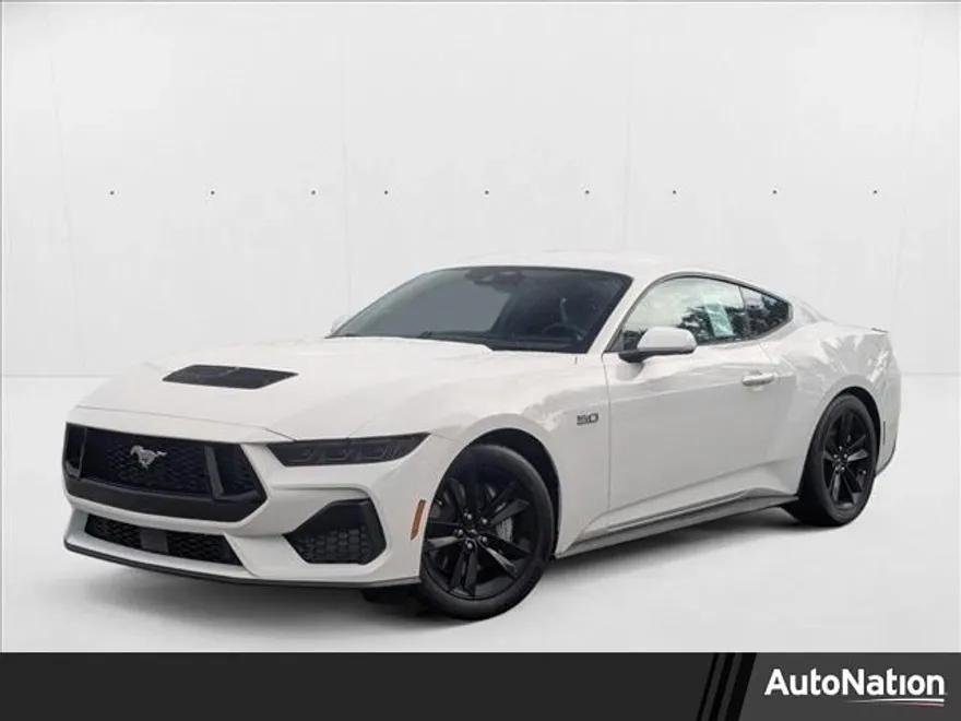 2025 Ford Mustang GT photo 1