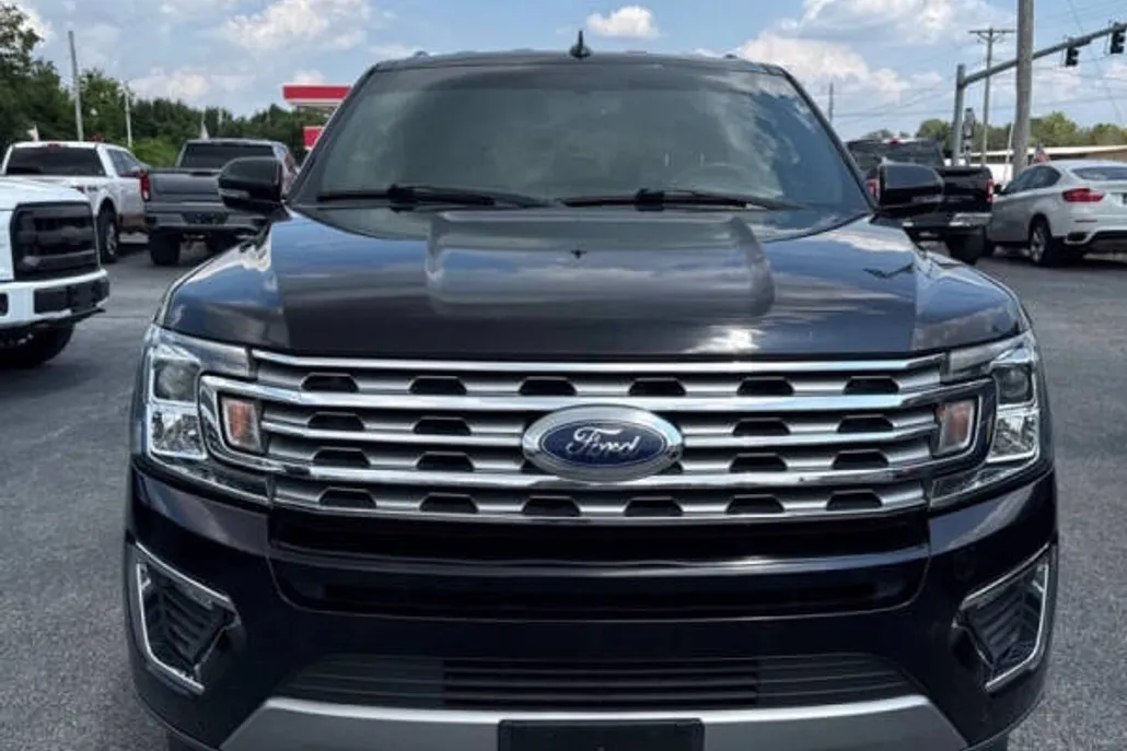 2019 Ford Expedition MAX Limited photo 1