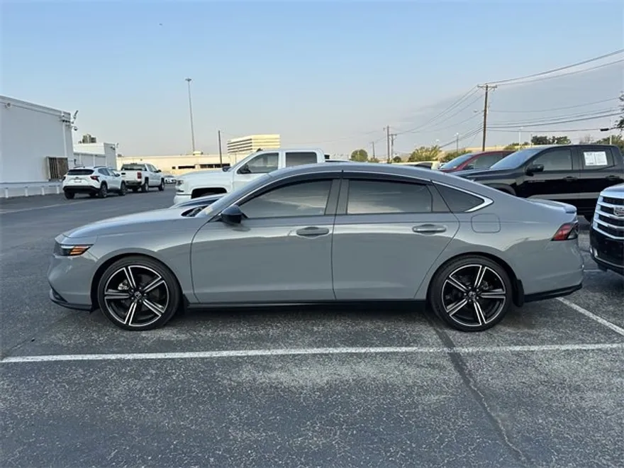 2023 Honda Accord Hybrid Sport photo 1