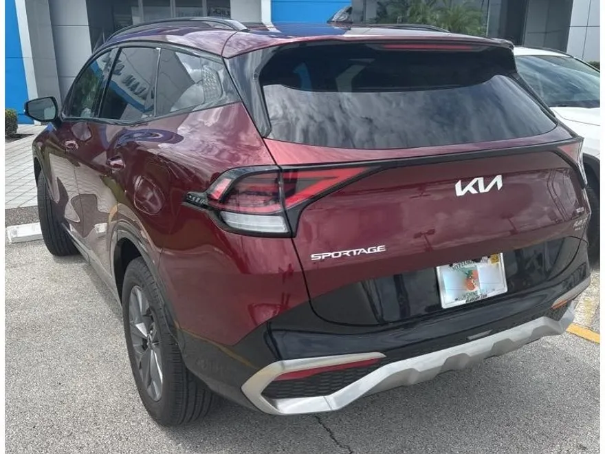 2025 Kia Sportage Hybrid photo 1