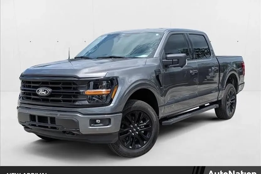 2025 Ford F-150 XLT photo 1