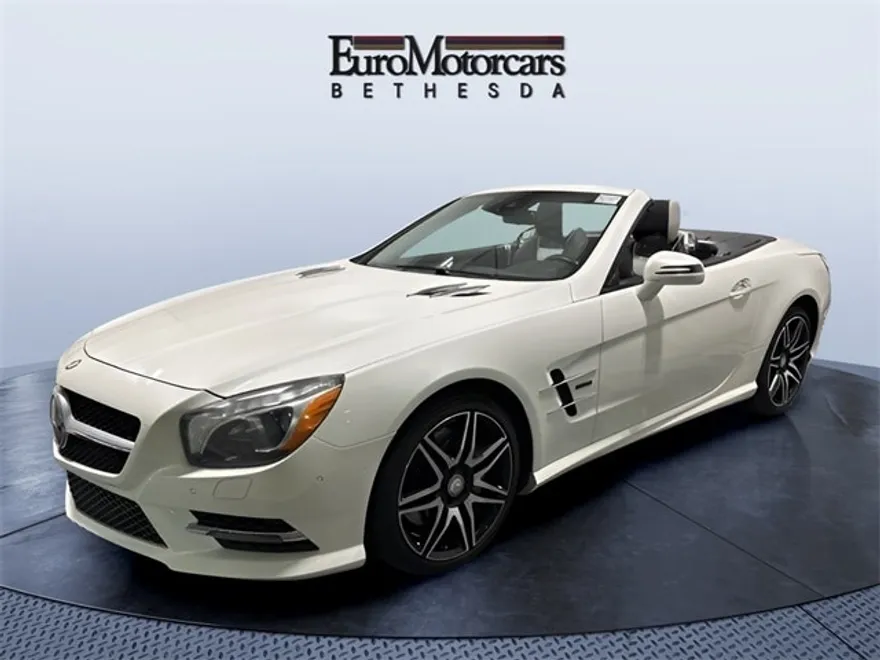 2015 Mercedes Benz SL 550 photo 1