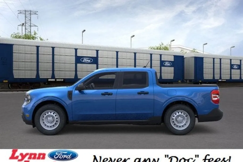 2025 Ford Maverick XL photo 1