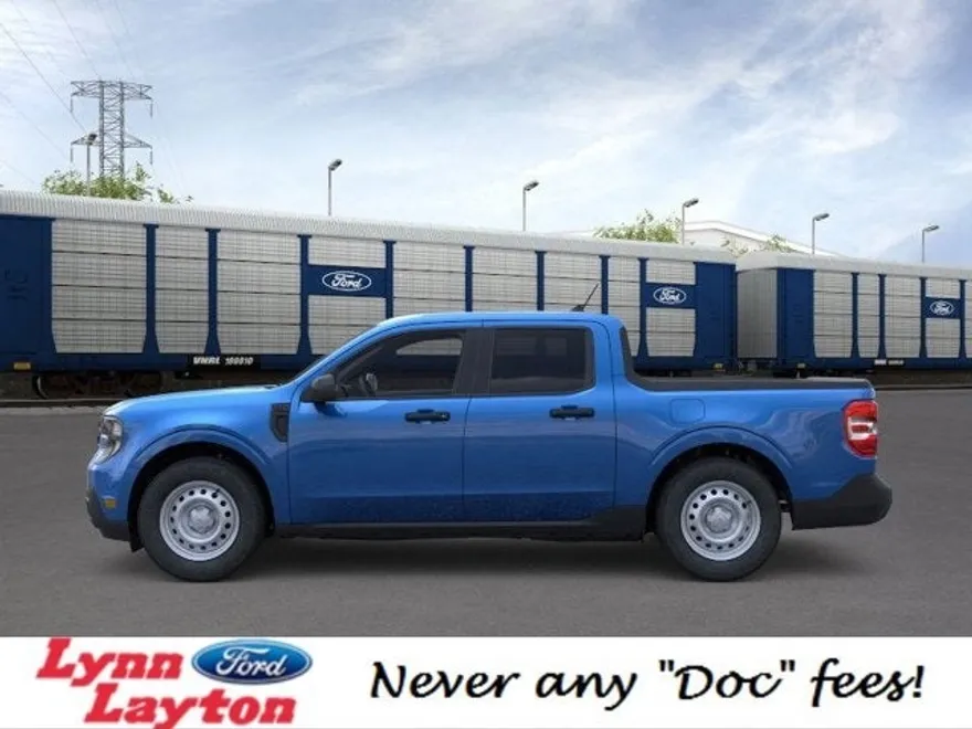 2025 Ford Maverick XL photo 1