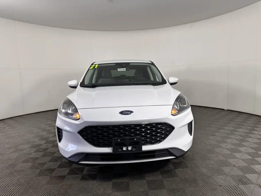 2021 Ford Escape SE photo 1