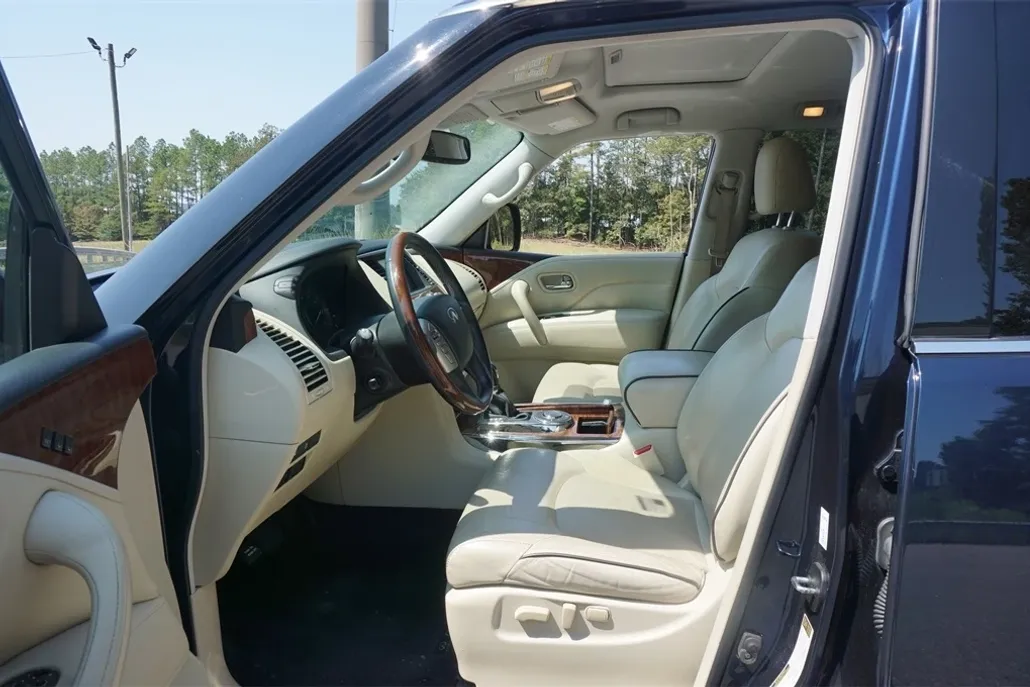 2018 Infiniti QX80 photo 1
