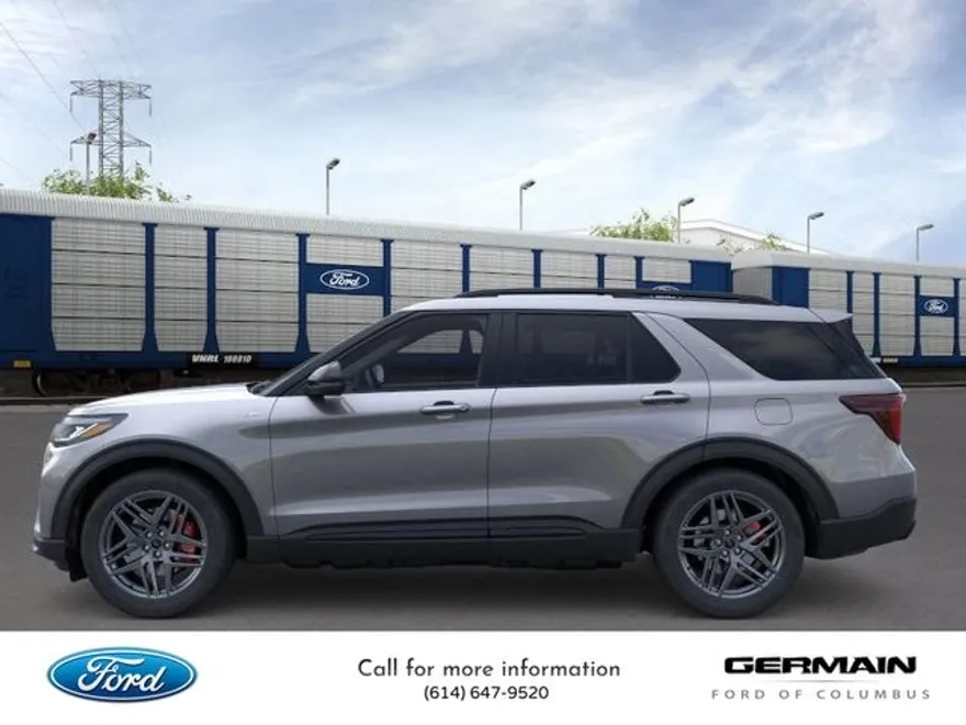 2025 Ford Explorer ST-Line photo 1