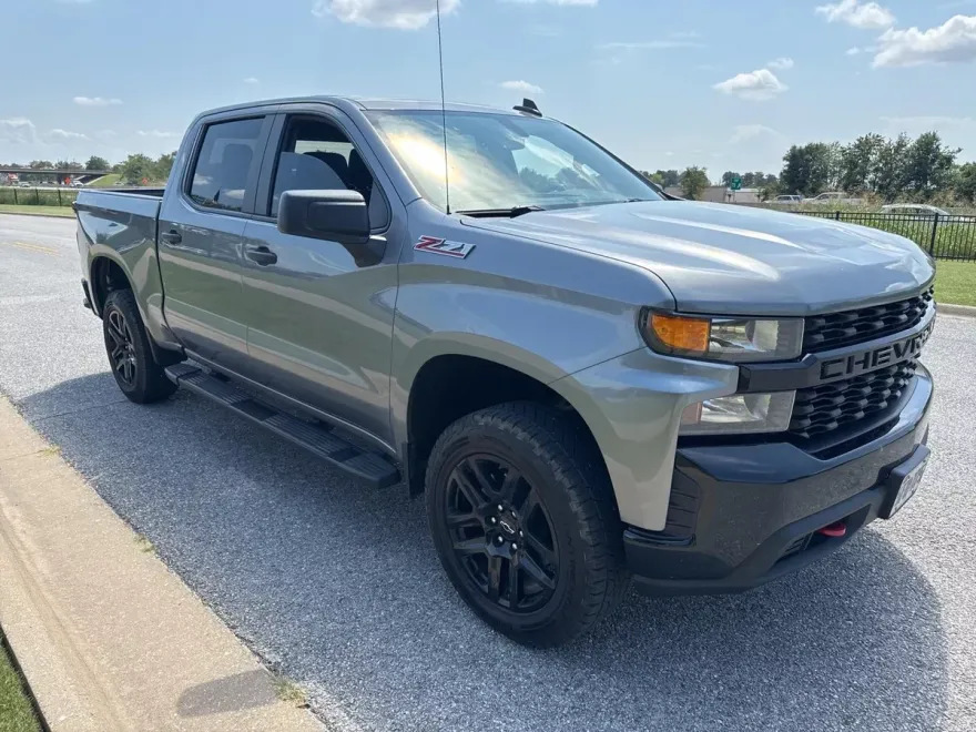 2021 Chevrolet Silverado 1500 Custom Trail Boss photo 1