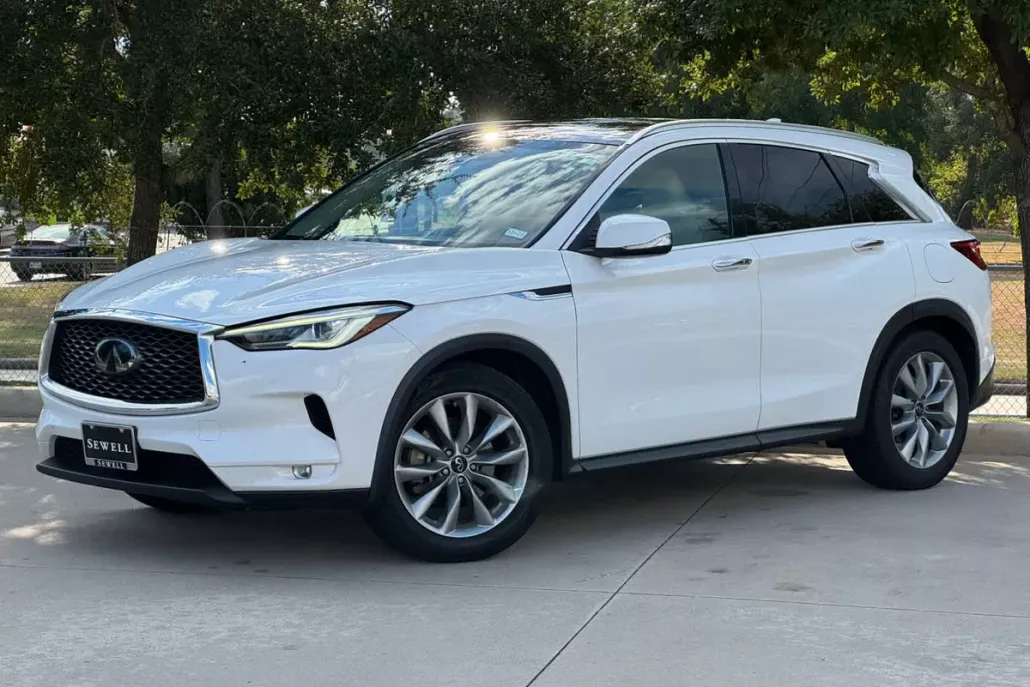 2021 Infiniti QX50 Luxe photo 1