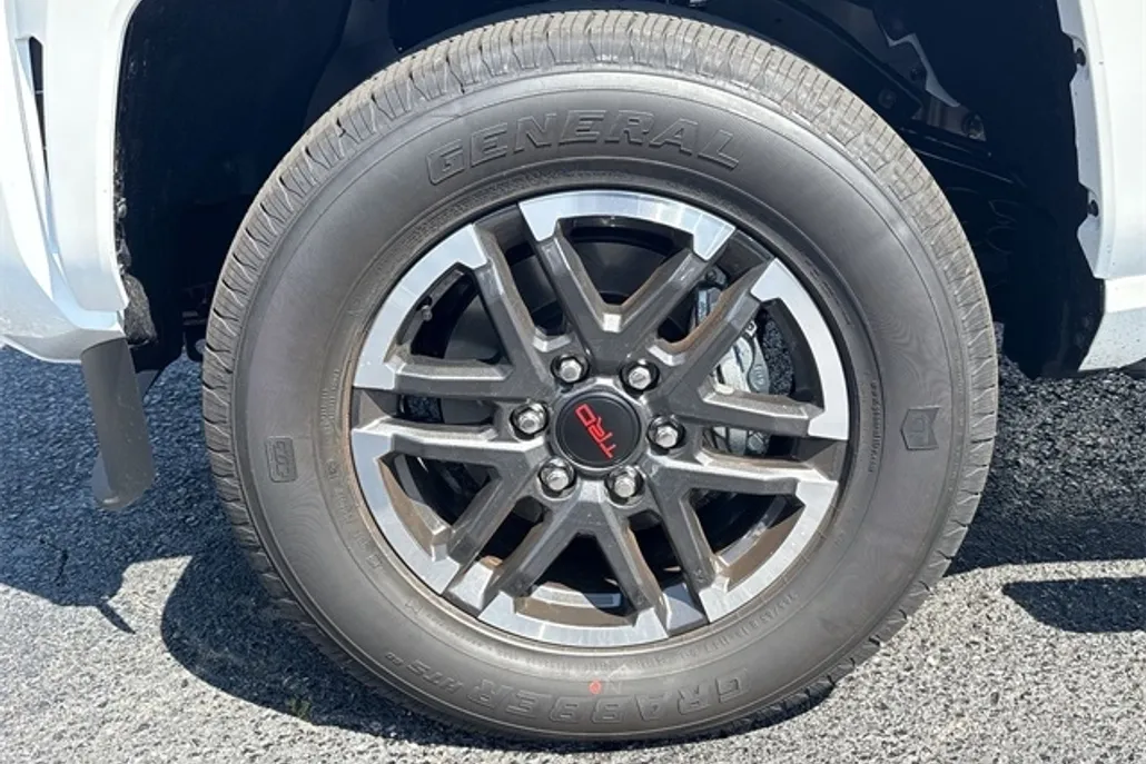 2025 Toyota Tacoma TRD Sport photo 1