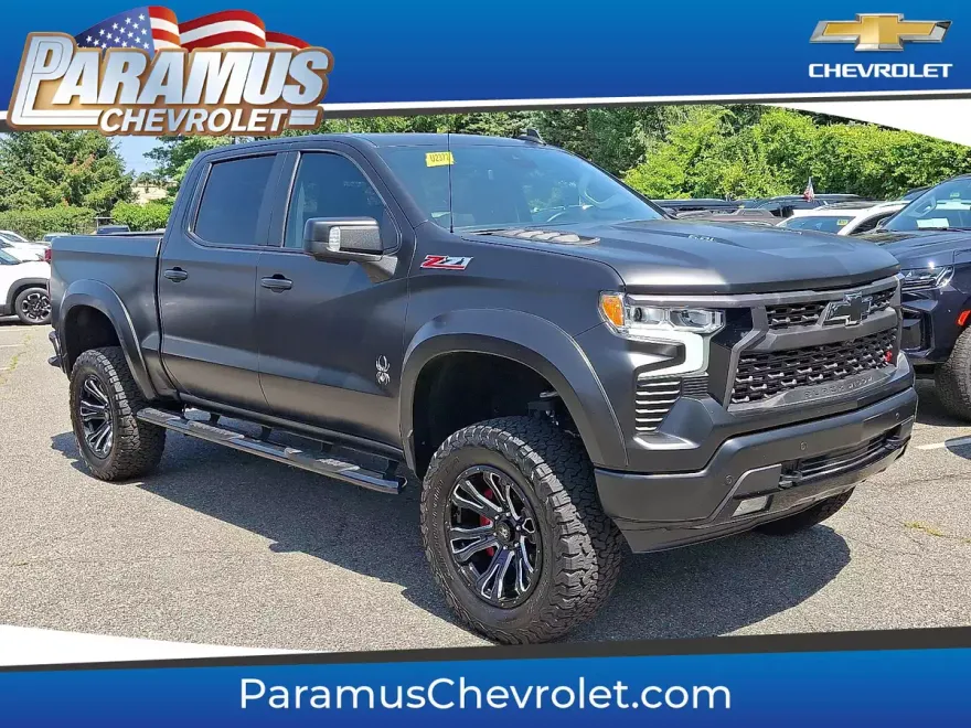 2024 Chevrolet Silverado 1500 RST photo 1