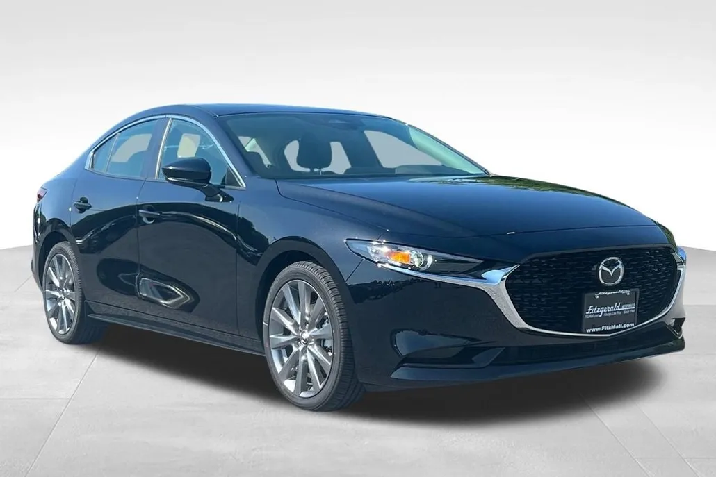 2025 Mazda Mazda3 Sedan 2.5 s Preferred photo 1