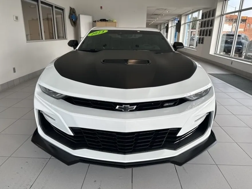 2024 Chevrolet Camaro SS 1LE photo 1