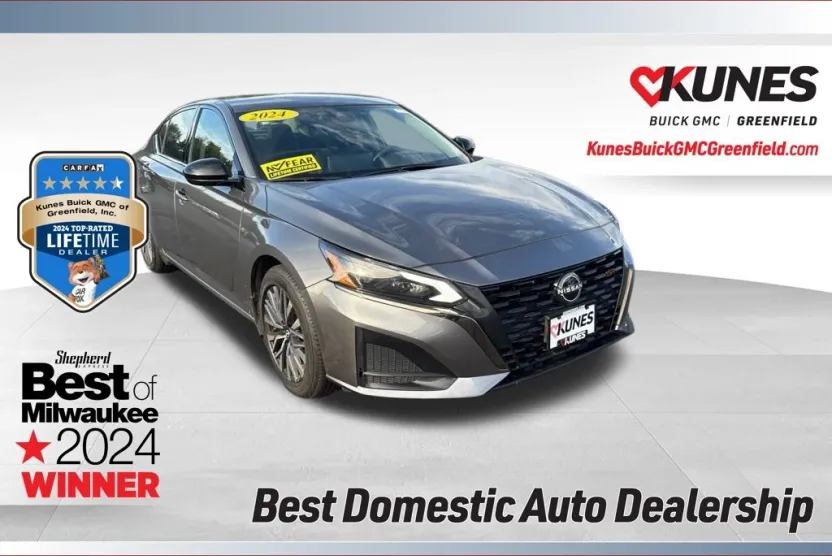 2024 Nissan Altima 2.5 SR photo 1