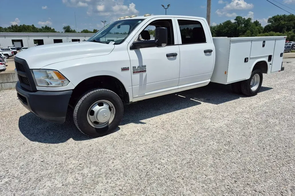 2014 Ram 3500 Tradesman SLT Laramie photo 1