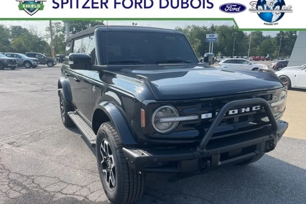 2021 Ford Bronco Outer Banks photo 1