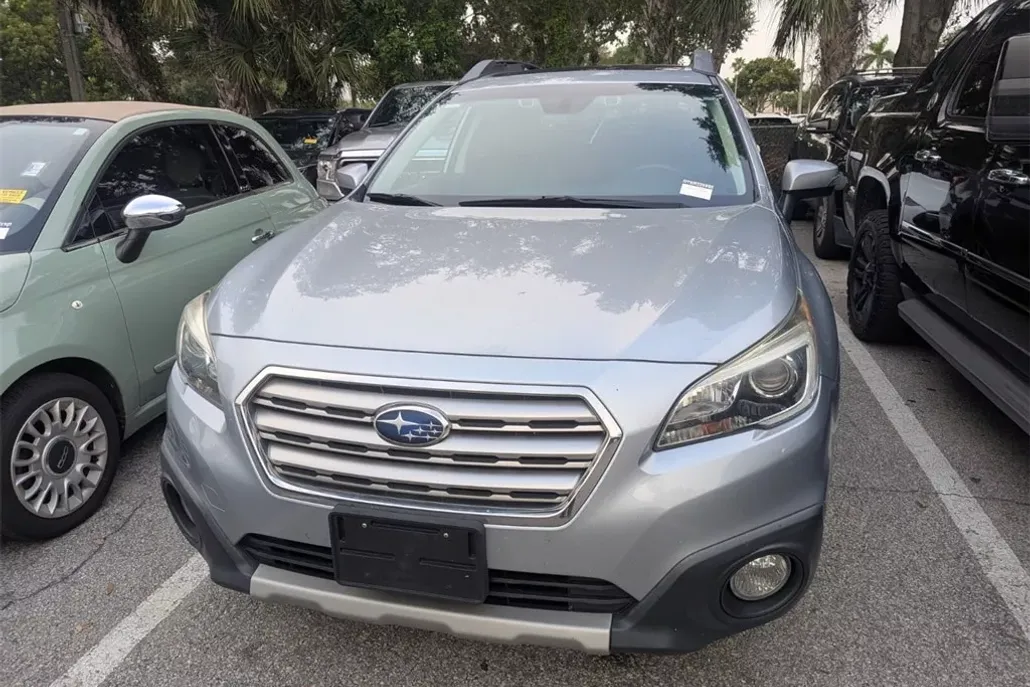 2017 Subaru Outback 2.5i photo 1
