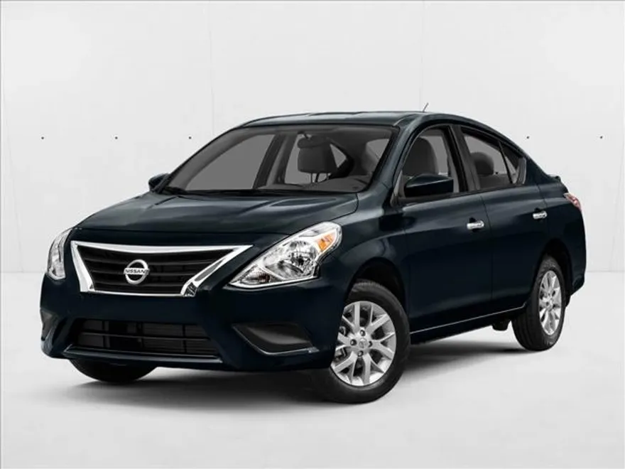 2017 Nissan Versa 1.6 SV Sedan photo 1