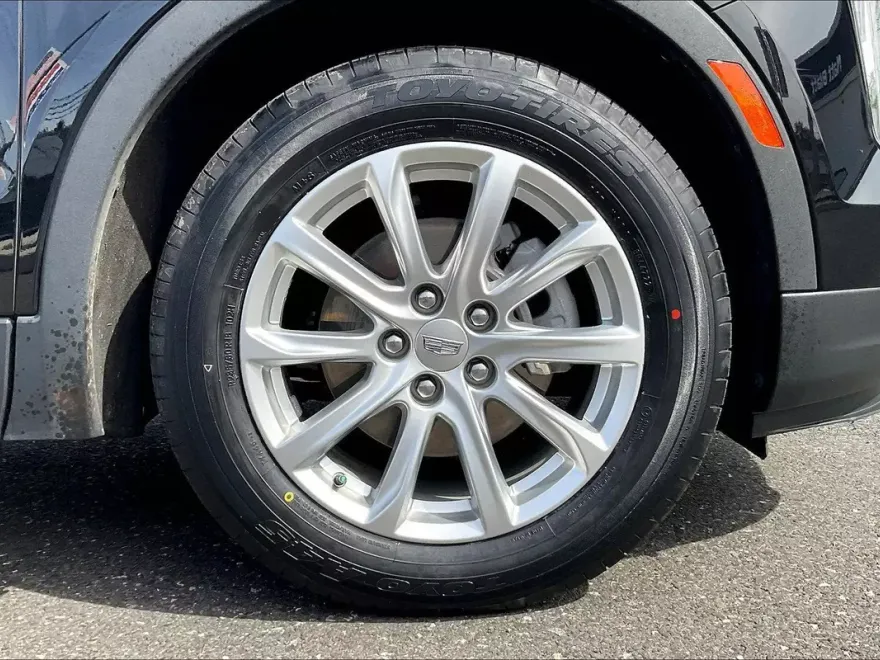 2021 Cadillac XT4 Luxury photo 1
