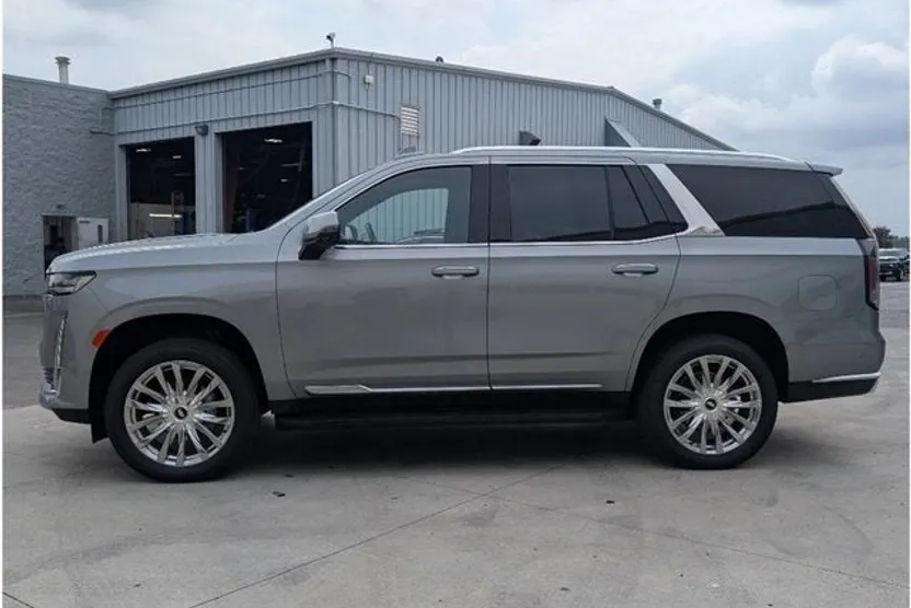 2023 Cadillac Escalade Premium Luxury photo 1