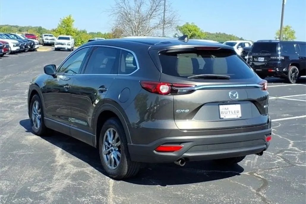 2019 Mazda CX-9 Touring photo 1