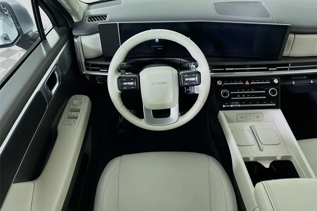 2024 Hyundai Santa Fe SE photo 1