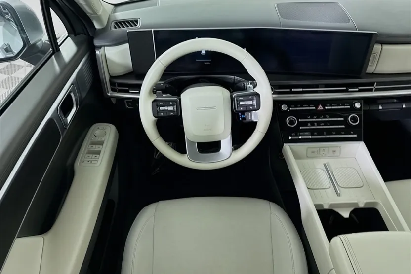 2024 Hyundai Santa Fe SE photo 1