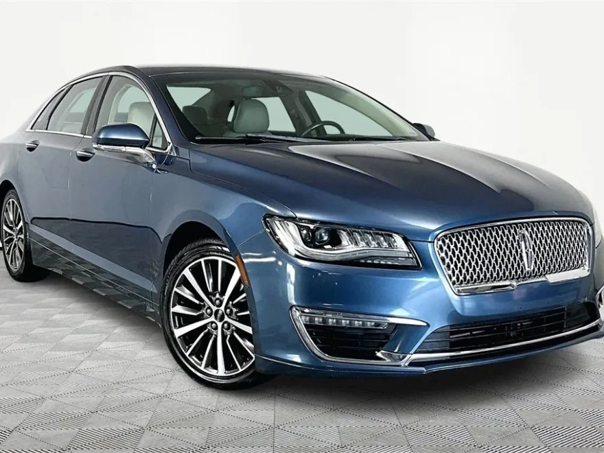 2019 Lincoln MKZ Reserve photo 1
