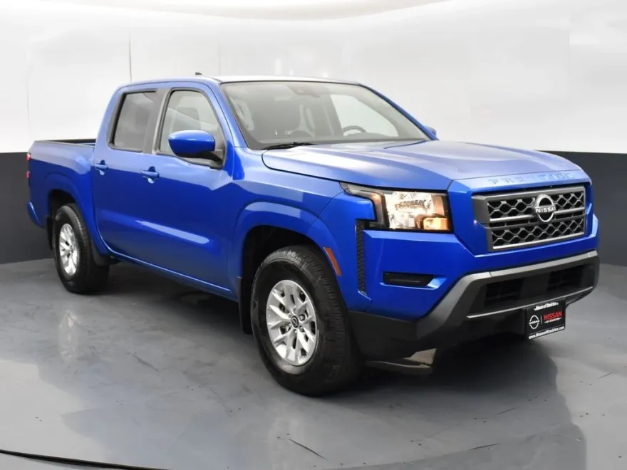 2024 Nissan Frontier SV photo 1
