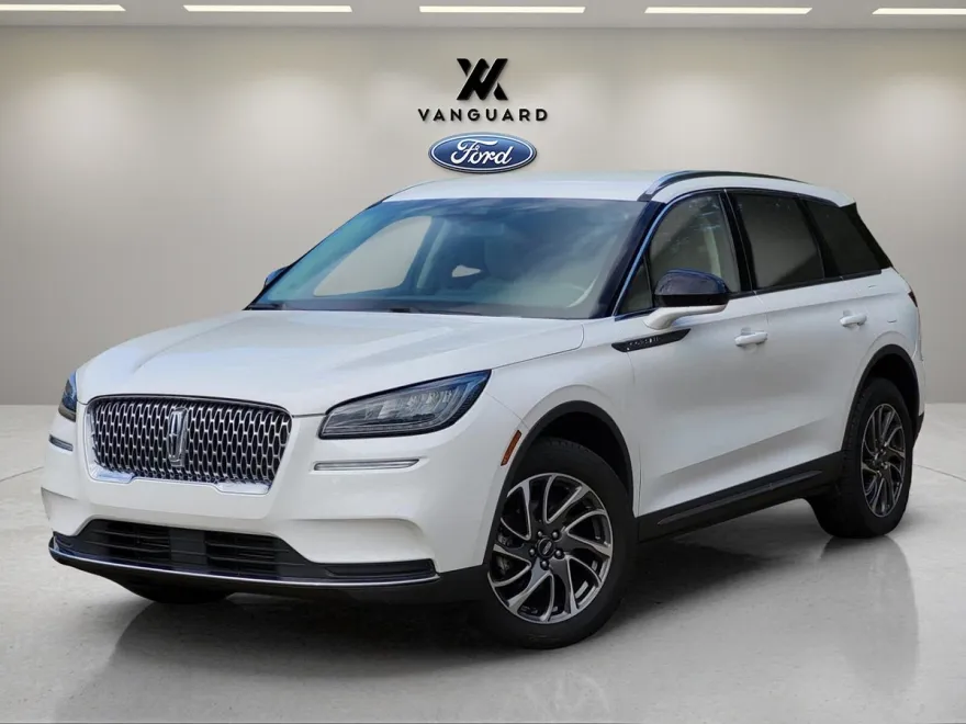 2021 Lincoln Corsair Standard photo 1