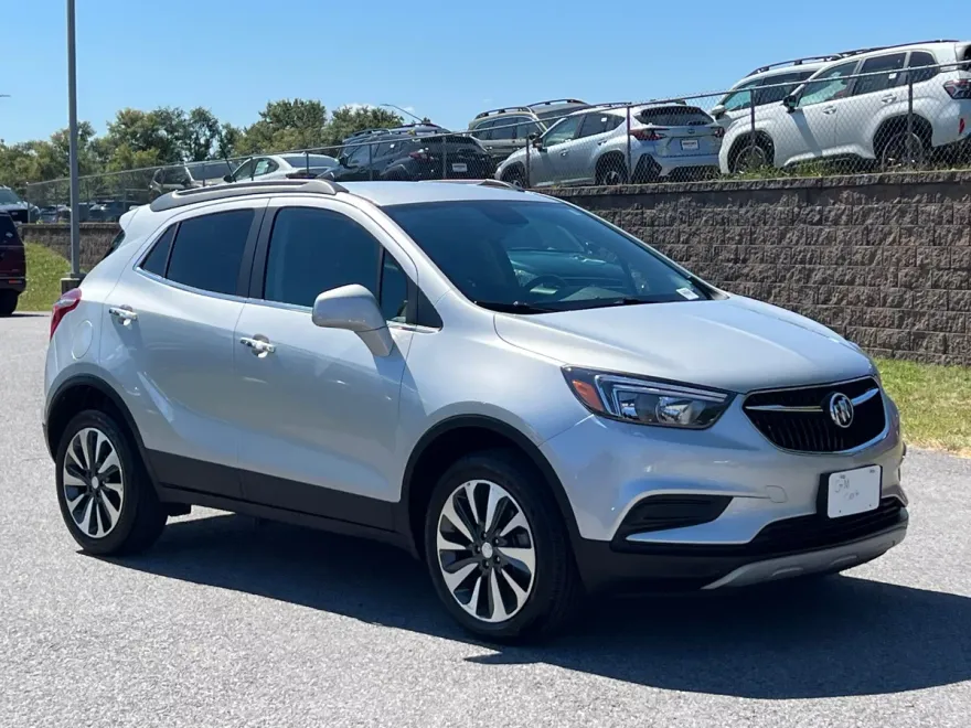 2022 Buick Encore Preferred photo 1