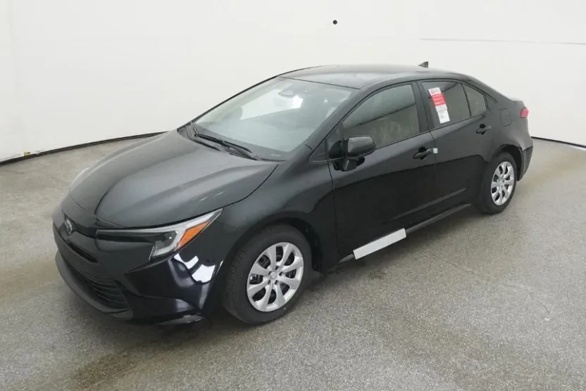 2025 Toyota Corolla Hybrid LE photo 1
