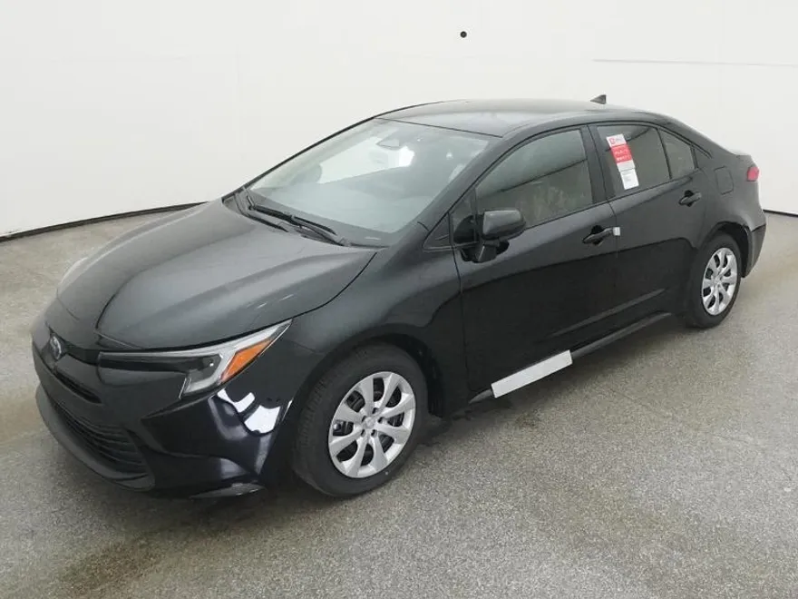 2025 Toyota Corolla Hybrid LE photo 1