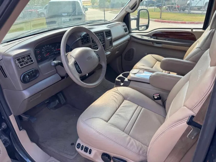 2001 Ford Excursion Limited photo 1