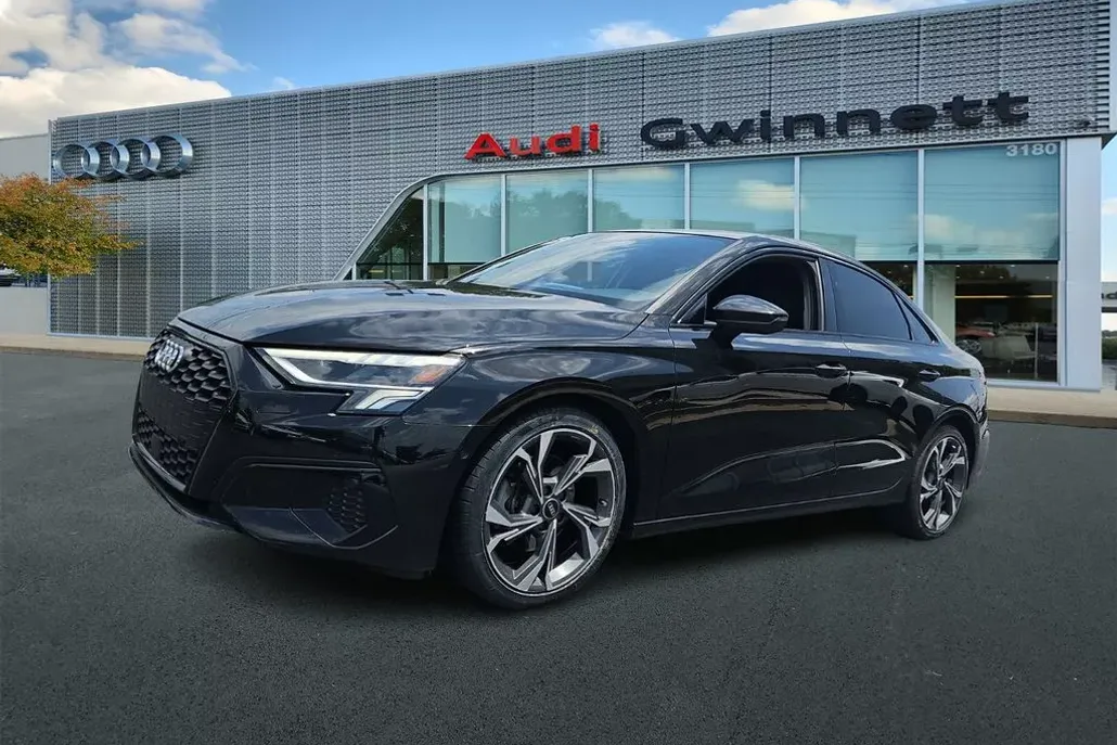 2023 Audi A3 40 Premium Plus photo 1