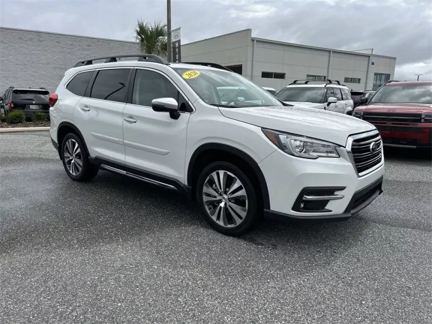 2020 Subaru Ascent Touring photo 1