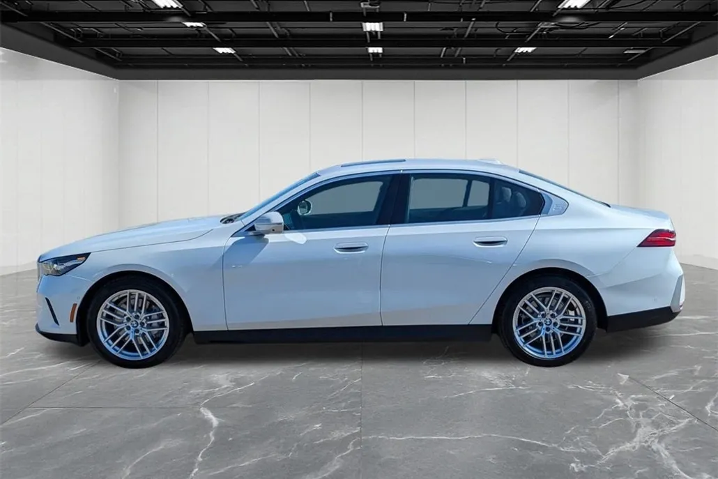 2024 Bmw 530i 530i xDrive photo 1