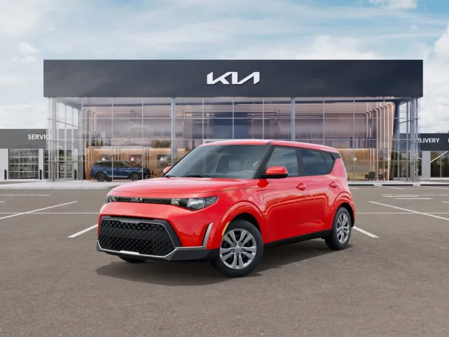 2025 Kia Soul LX photo 1