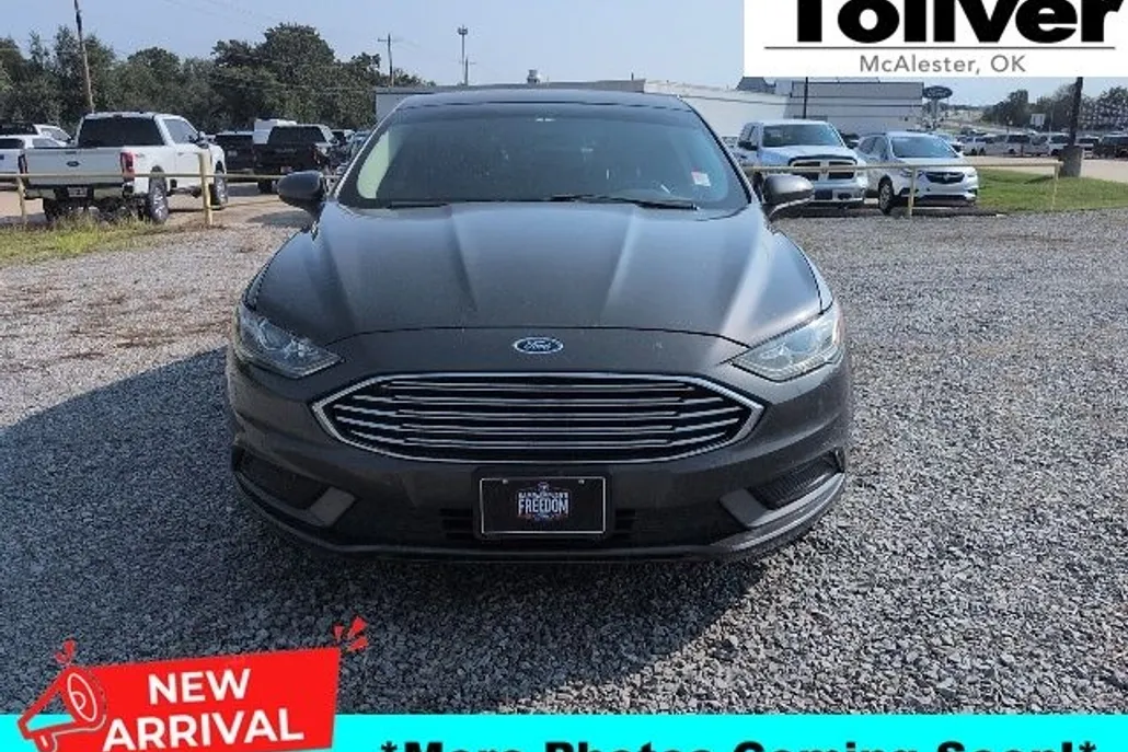 2017 Ford Fusion SE photo 1