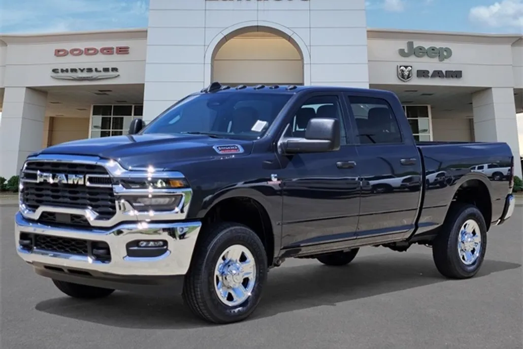 2025 Ram 2500 Tradesman photo 1